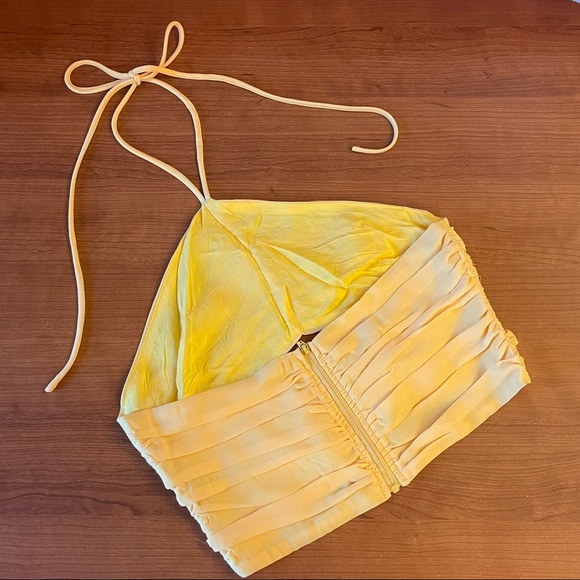 💛harlie halter top in yellow💛 - Picture 5 of 10